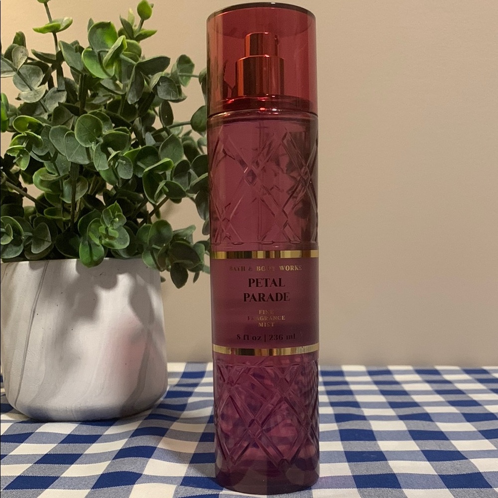 Bath & Body Works Petal Parade Everyday Luxuries Fragrance Mist